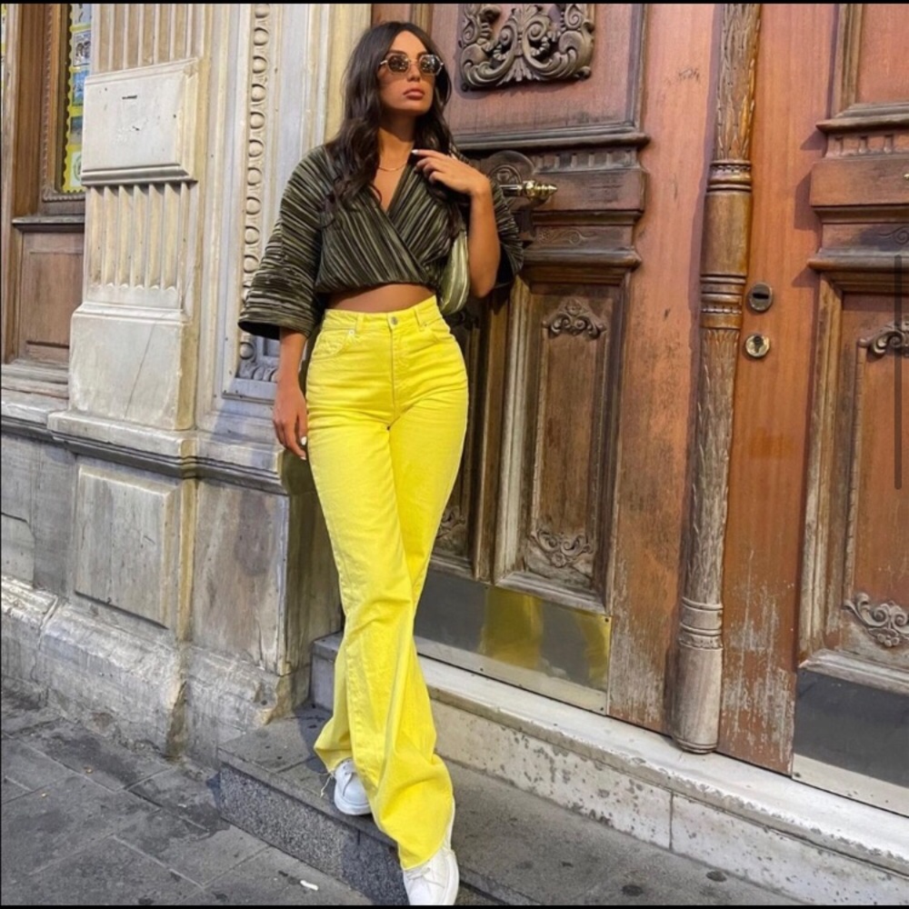 ZARA FULL LENGTH HI-RISE WIDE LEG JEANS